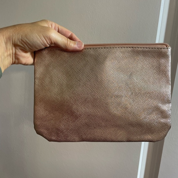 Cosmetic Bag Set - Picture 9 of 10